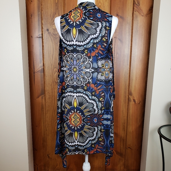 Scarf Vest - Picture 1 of 8